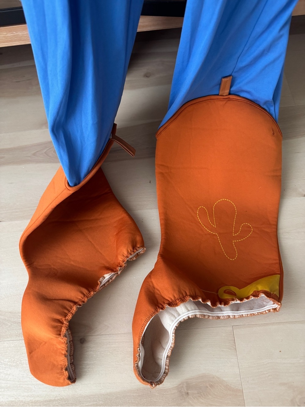 Men’s Woody Toy Story Pixar jumpsuit Halloween costume cowboy boots vest adult - Picture 6 of 10